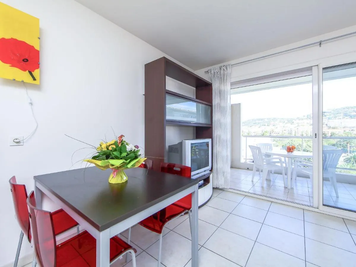 Apartment Casta Diva-2 Cannes 0*,